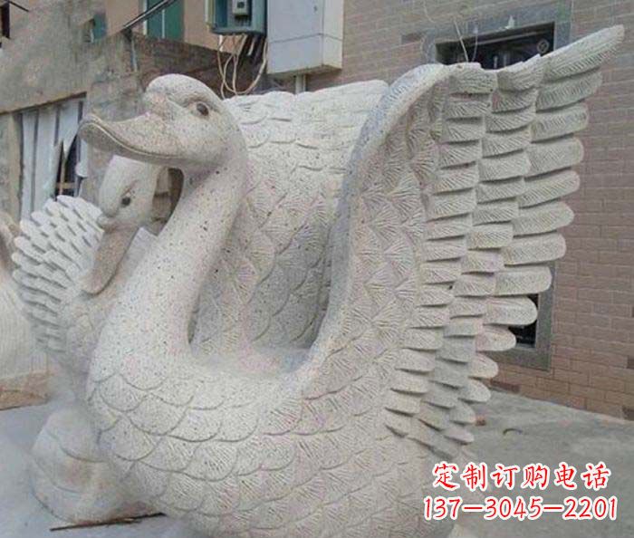 信阳小区景观天鹅石雕喷泉