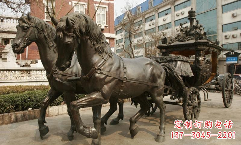 信阳小区欧式马车铜雕