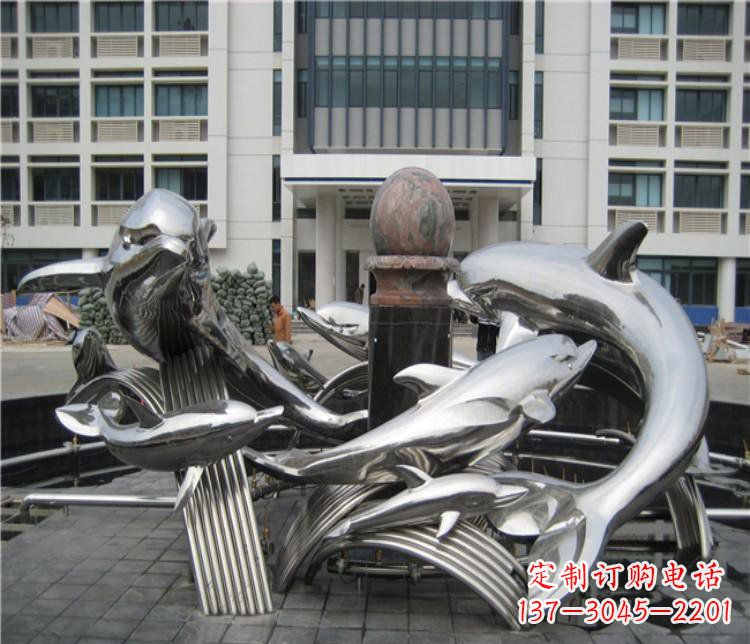 信阳校园不锈钢海豚海浪雕塑