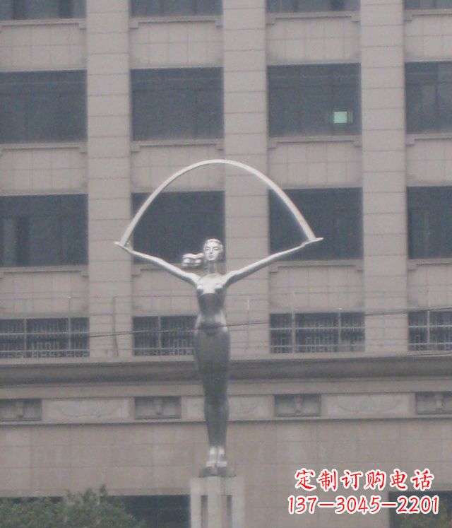 信阳校园不锈钢女孩雕塑