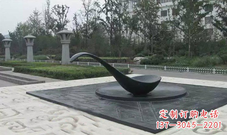 信阳校园古代指南针司南铜雕