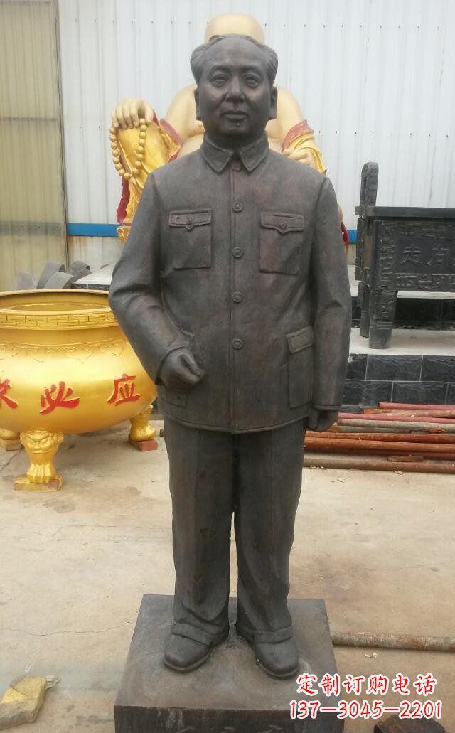 信阳校园毛主席伟人铜雕