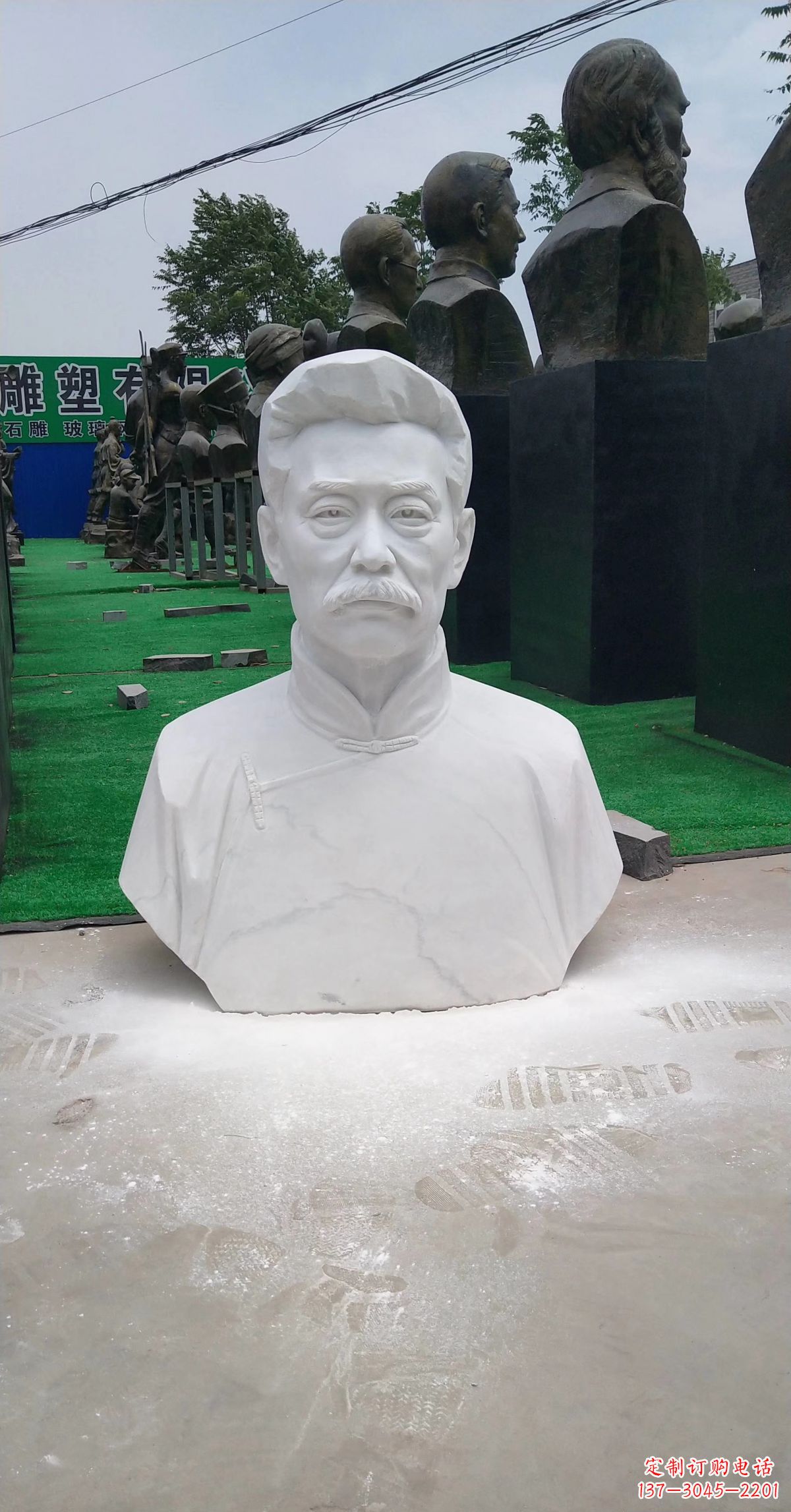 信阳校园名人汉白玉鲁迅头像