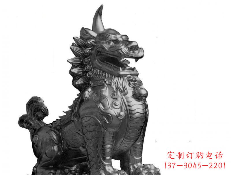 信阳獬豸法院景观铜雕