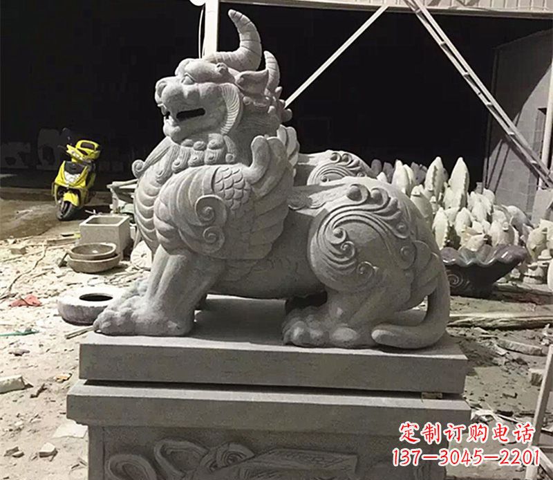 信阳獬豸法院门口石雕