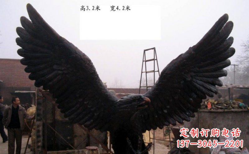 信阳雄鹰展翅老鹰铜雕