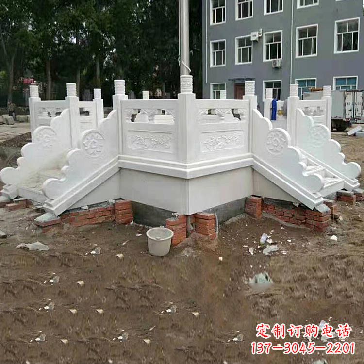信阳学校汉白玉升旗台石雕