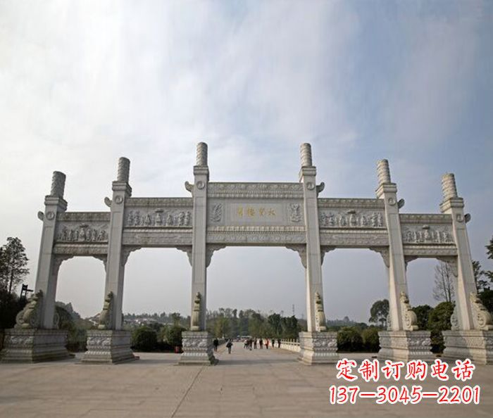信阳园林景观五门石雕牌坊