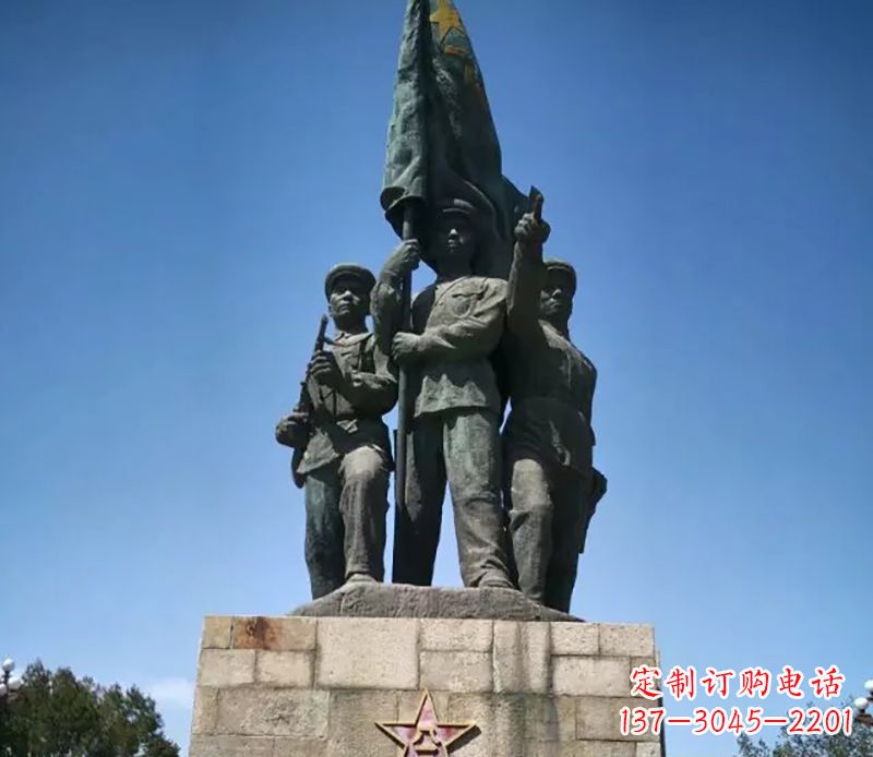 信阳战士革命广场铜雕