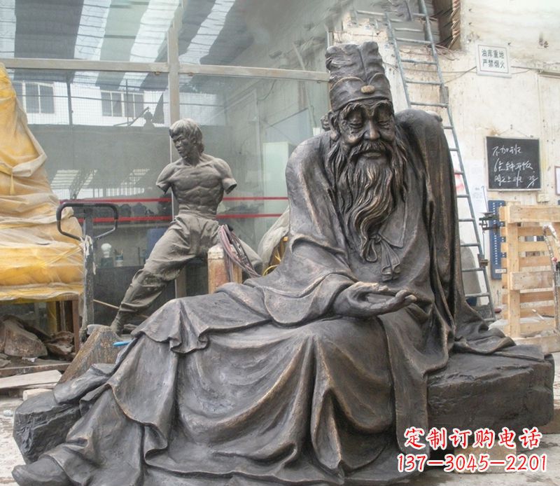 信阳张仲景铜雕