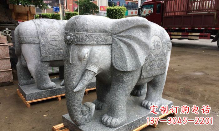 信阳招财进宝芝麻灰大象石雕 (3)