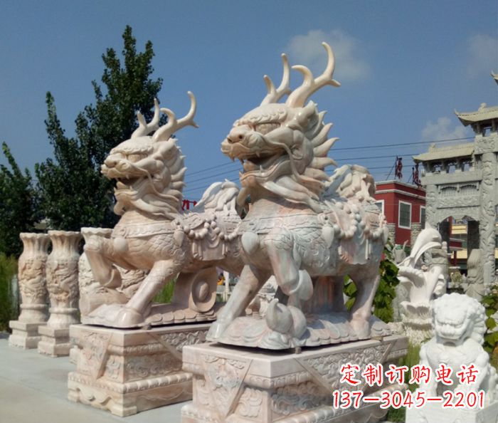 信阳招财神兽晚霞红石雕麒麟
