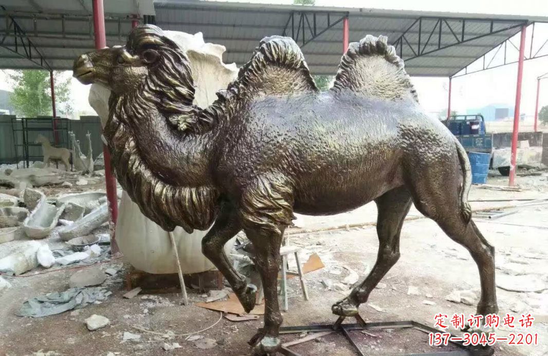 信阳铸铜骆驼雕塑 (2)