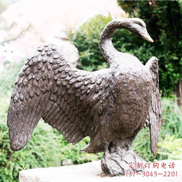 信阳铸铜天鹅雕塑