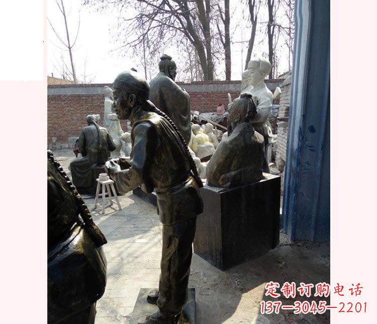信阳作揖的店小二铜雕