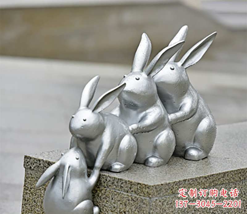 信阳兔子雕塑不锈钢