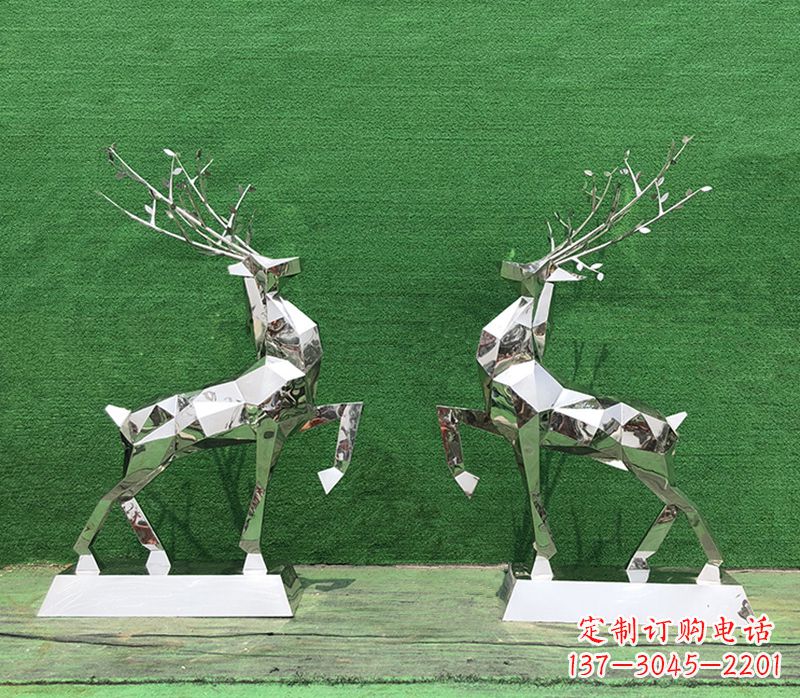 信阳梅花鹿雕塑-公园两只不锈钢镜面梅花鹿雕塑