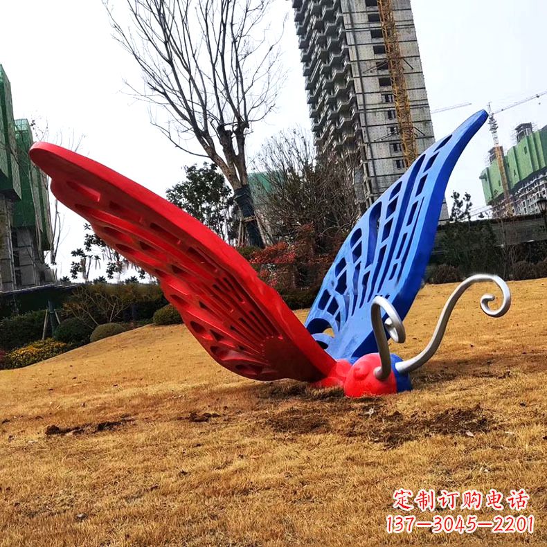 信阳蝴蝶雕塑-不锈钢彩绘门口蝴蝶雕塑
